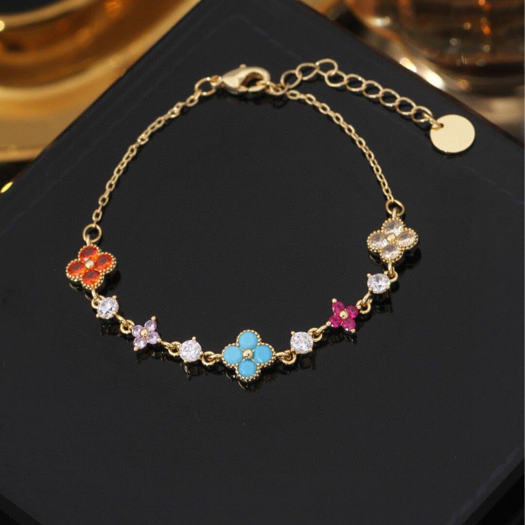 White Shell Evil Eye Bracelet