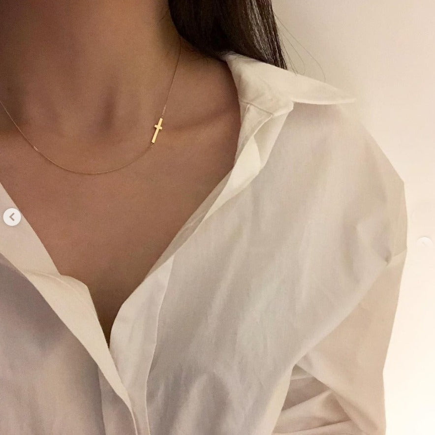 Minimalist Cross Pendant Necklace | Dainty Sterling Silver Chain