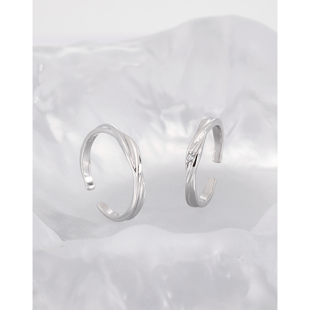 Couple's Twisted Silver Open Rings with Diamond
