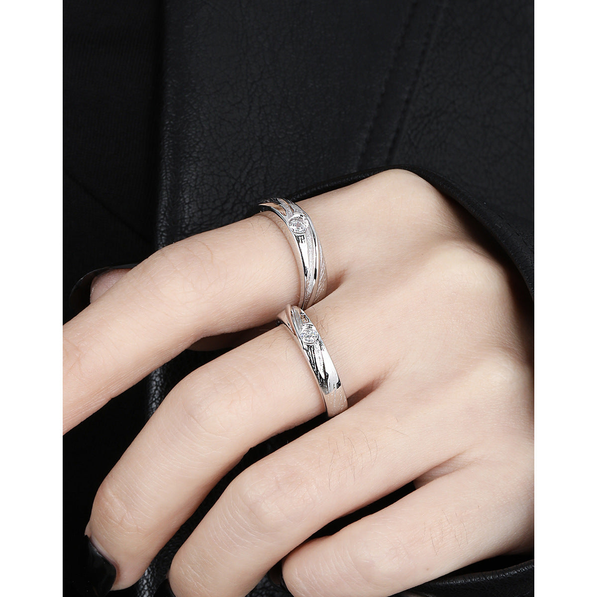 Couple's Textured Silver Open Ring with Diamond