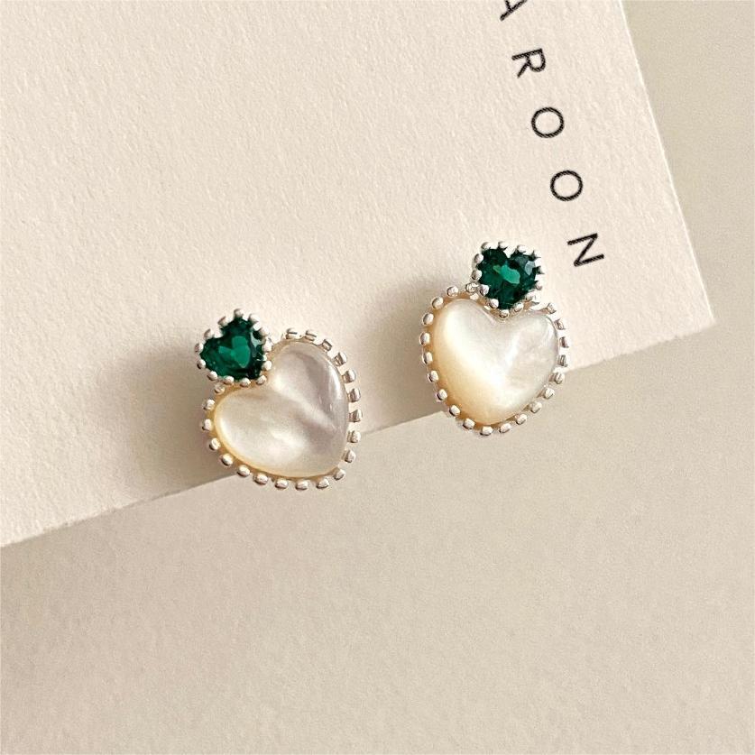 Heart - Shaped Mother - of - Pearl Stud Earrings