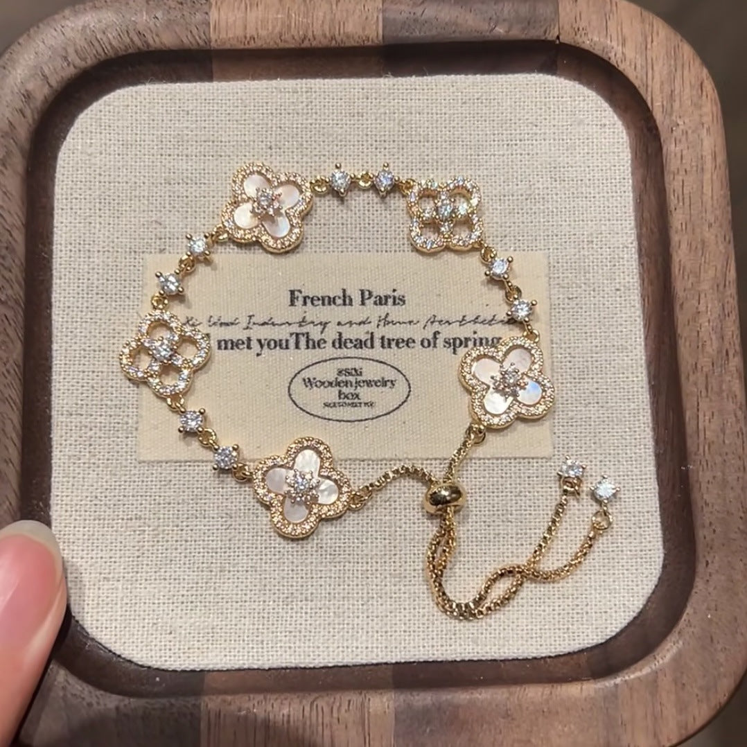 Four-leaf clover mother-of-pearl zircon flower bracelet