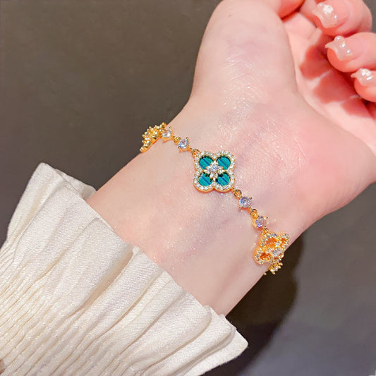 Four-leaf clover mother-of-pearl zircon flower bracelet